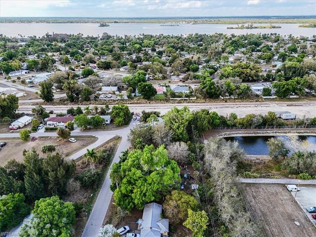 407 Baltimore AVE, Fort Myers, FL 33905