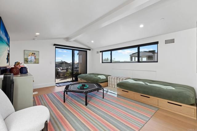 119 41St Street, Newport Beach, CA 92663