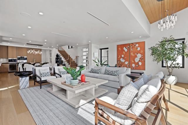 119 41St Street, Newport Beach, CA 92663