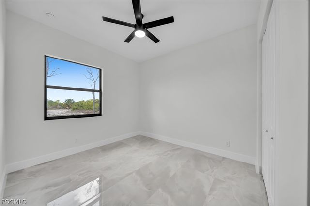 411 NE 25th ST, Cape Coral, FL 33909