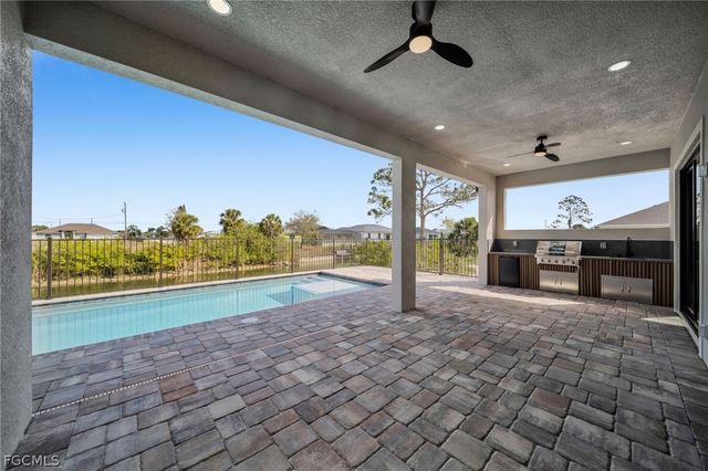 411 NE 25th ST, Cape Coral, FL 33909