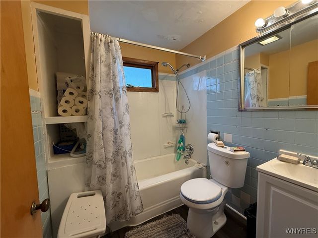 51 Randolph Avenue, Cheektowaga, NY 14211