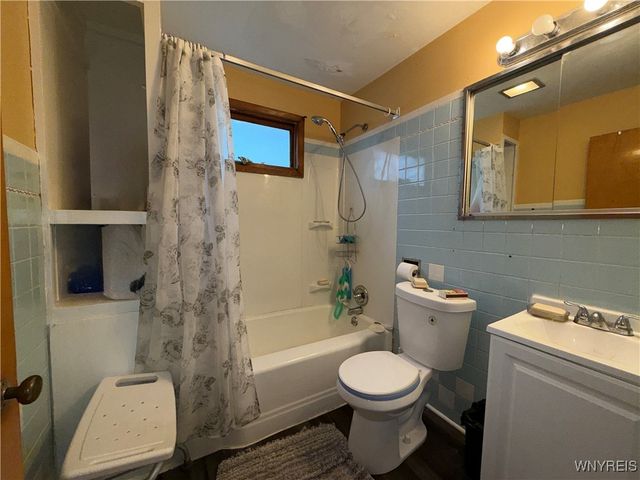 51 Randolph Avenue, Cheektowaga, NY 14211