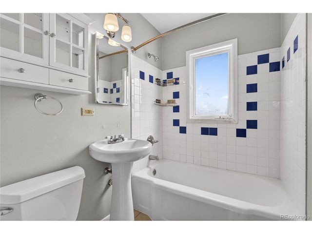 2476 S Monroe St, Denver, CO 80210