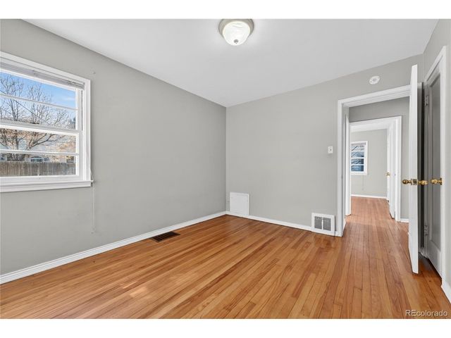 2476 S Monroe St, Denver, CO 80210