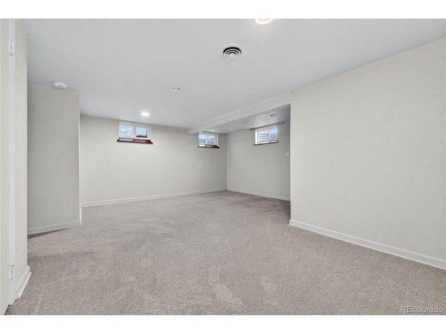 2476 S Monroe St, Denver, CO 80210