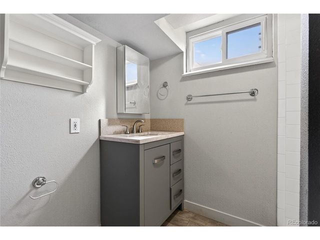 2476 S Monroe St, Denver, CO 80210