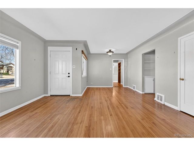 2476 S Monroe St, Denver, CO 80210