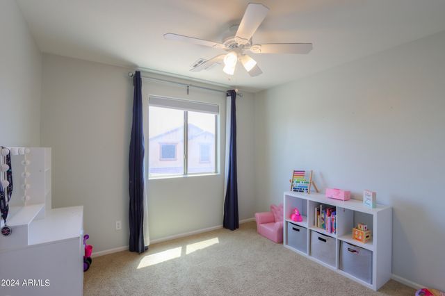 986 S Hawk Lane, Gilbert, AZ 85296