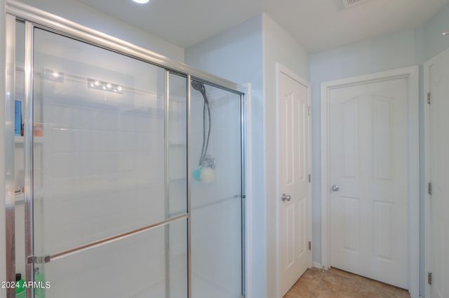 986 S Hawk Lane, Gilbert, AZ 85296