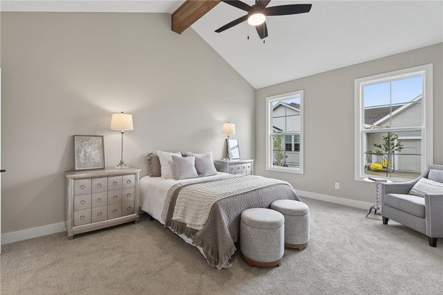 22216 W 82nd Terrace, Lenexa, KS 66220