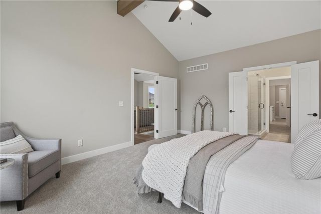 22216 W 82nd Terrace, Lenexa, KS 66220