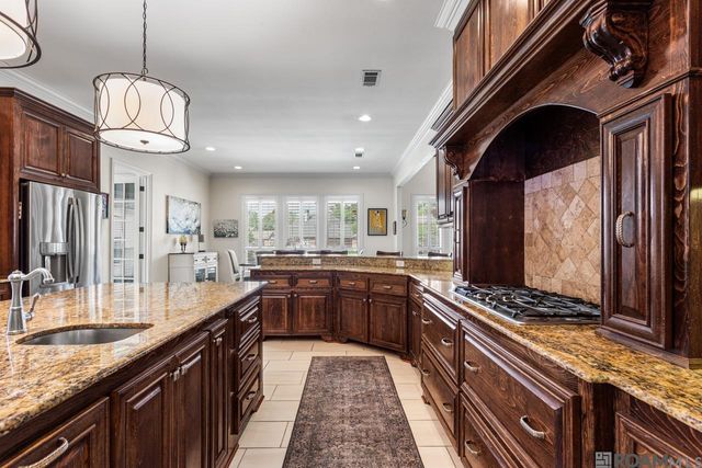 3126 Laurel Plantation Ave, Baton Rouge, LA 70820