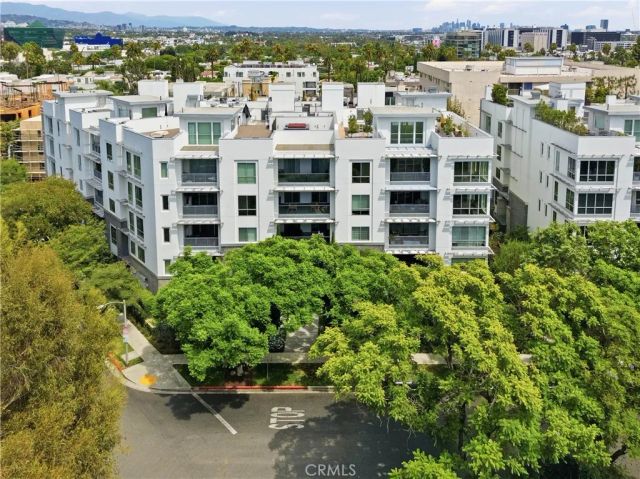 450 N Palm Dr 407, Beverly Hills, CA 90210