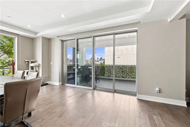 450 N Palm Dr 407, Beverly Hills, CA 90210