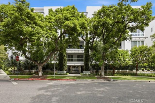 450 N Palm Dr 407, Beverly Hills, CA 90210