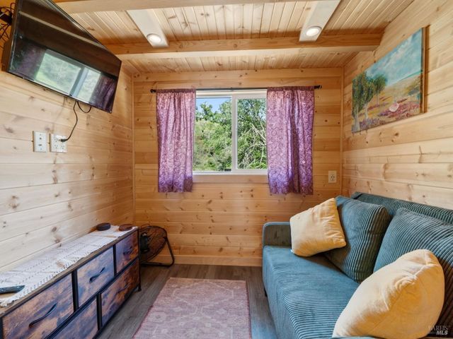 11641 HWY 128 Hwy, Healdsburg, CA 95448