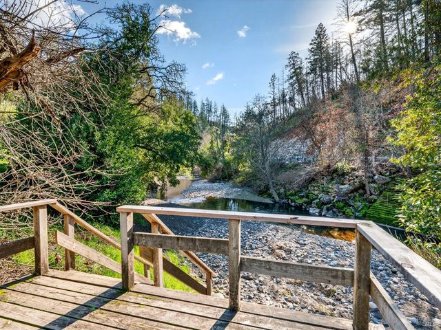 11641 HWY 128 Hwy, Healdsburg, CA 95448