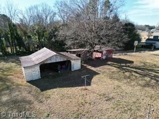 2226 Holloway Church Road, Lexington, NC 27292