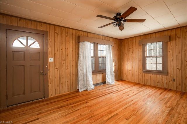 2226 Holloway Church Road, Lexington, NC 27292