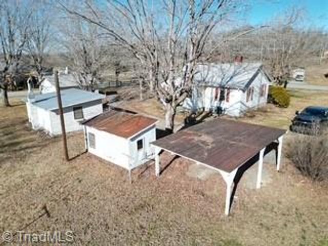 2226 Holloway Church Road, Lexington, NC 27292