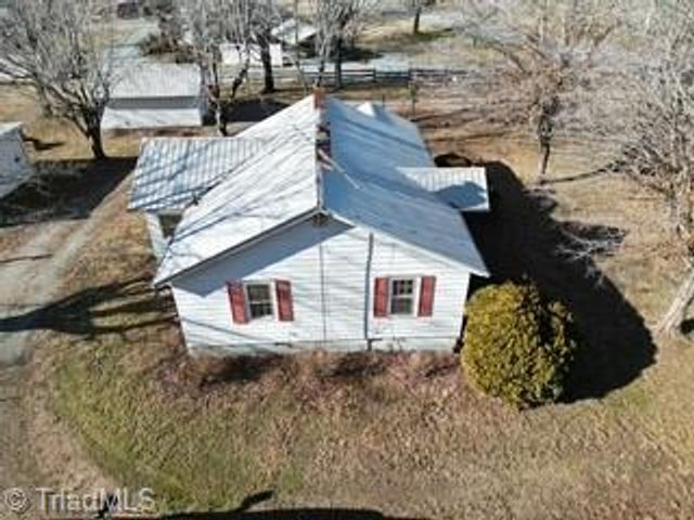 2226 Holloway Church Road, Lexington, NC 27292