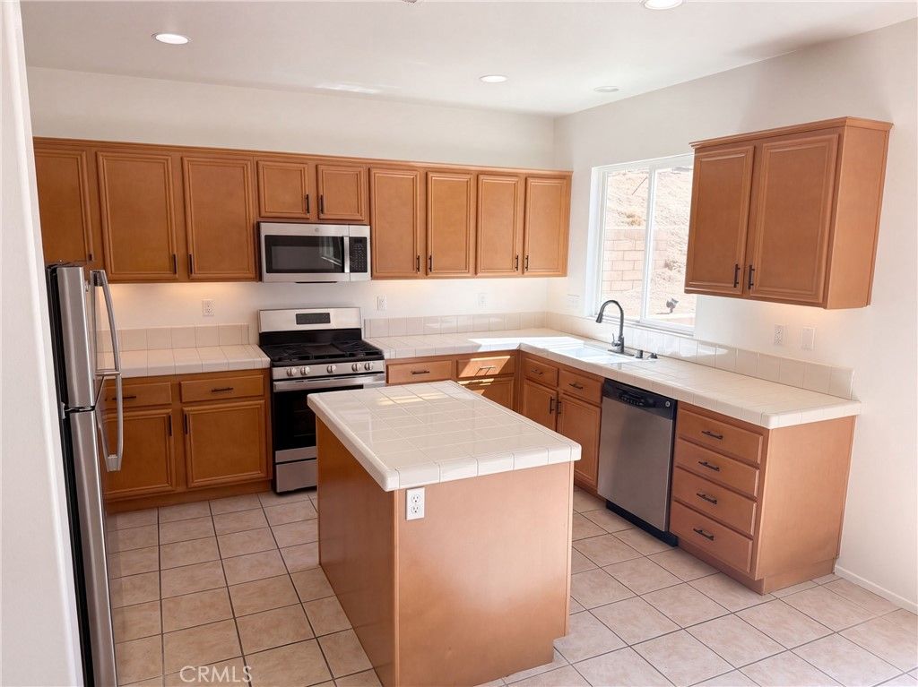 25975 Avenida Classica, Moreno Valley, CA 92551 — photo 5