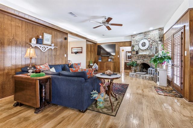 1512 Mccoy Place, Carrollton, TX 75006