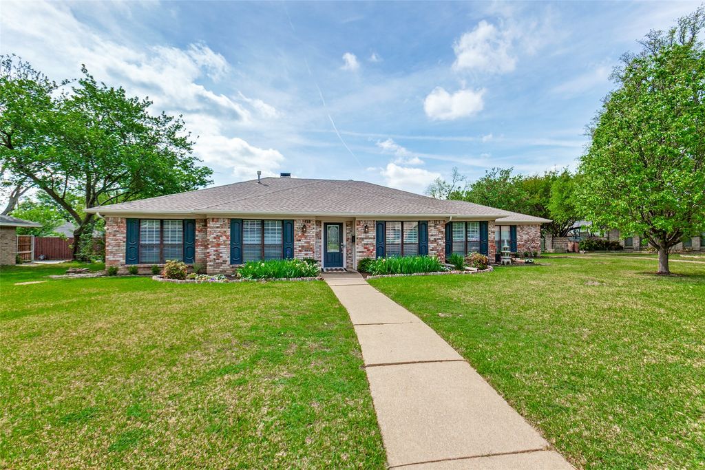 1512 Mccoy Place, Carrollton, TX 75006
