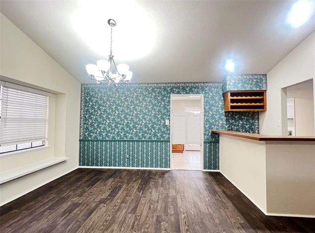 1304 Creekwood Court, Allen, TX 75002