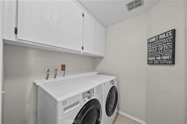 27576 Artine, Saugus, CA 91350