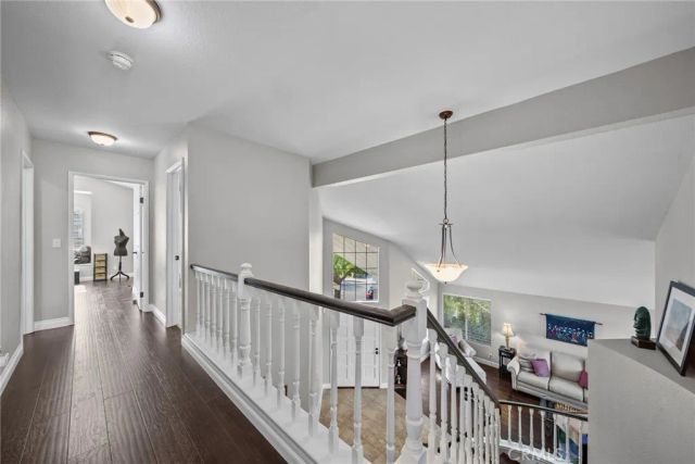 27576 Artine, Saugus, CA 91350
