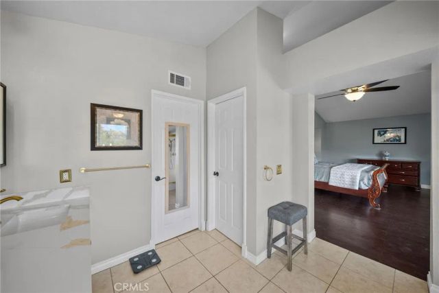 27576 Artine, Saugus, CA 91350