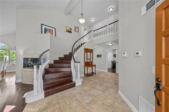 27576 Artine, Saugus, CA 91350