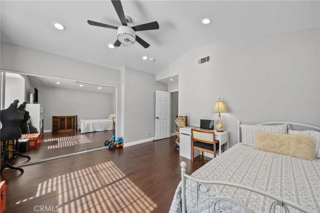 27576 Artine, Saugus, CA 91350