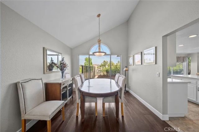 27576 Artine, Saugus, CA 91350