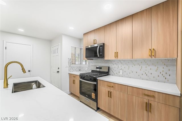 3869 Monthill Avenue, Las Vegas, NV 89121