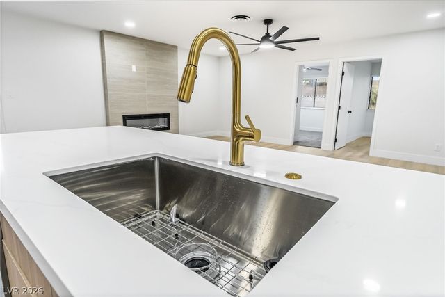 3869 Monthill Avenue, Las Vegas, NV 89121