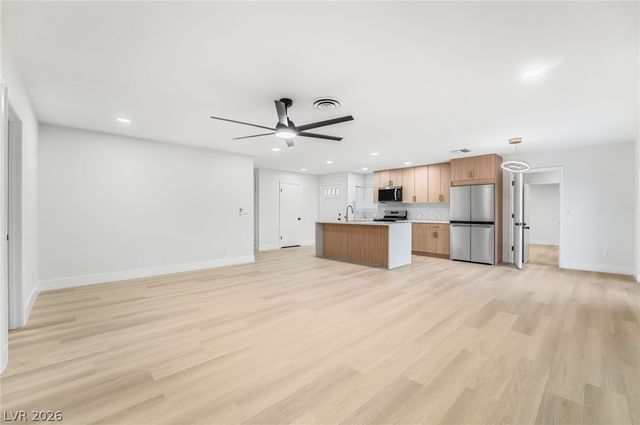 3869 Monthill Avenue, Las Vegas, NV 89121