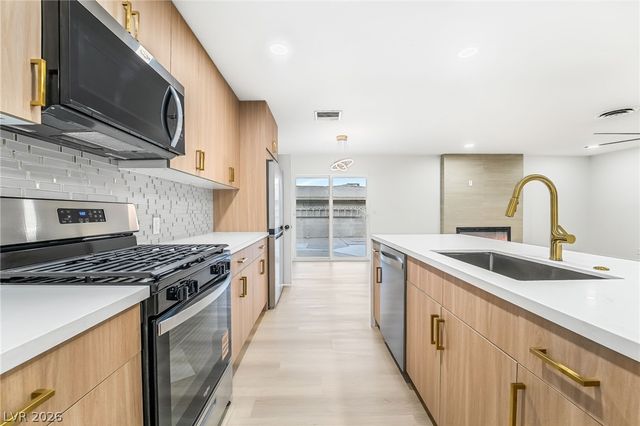 3869 Monthill Avenue, Las Vegas, NV 89121