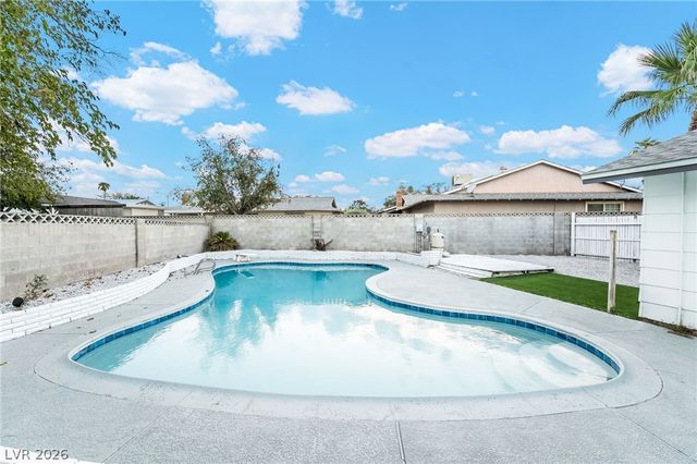 3869 Monthill Avenue, Las Vegas, NV 89121