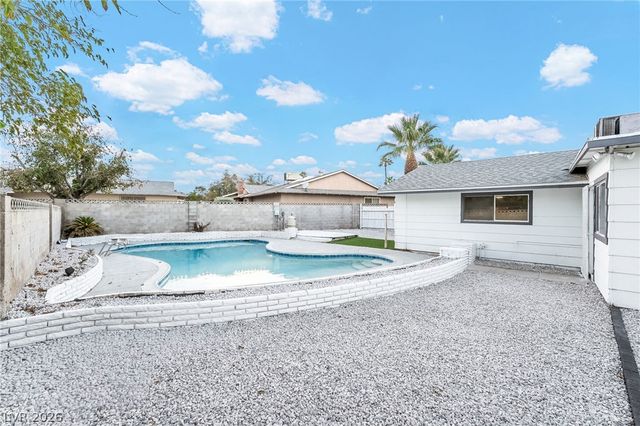 3869 Monthill Avenue, Las Vegas, NV 89121