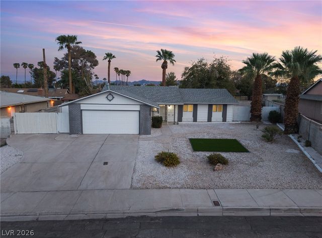 3869 Monthill Avenue, Las Vegas, NV 89121