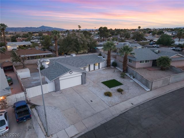 3869 Monthill Avenue, Las Vegas, NV 89121