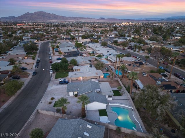 3869 Monthill Avenue, Las Vegas, NV 89121