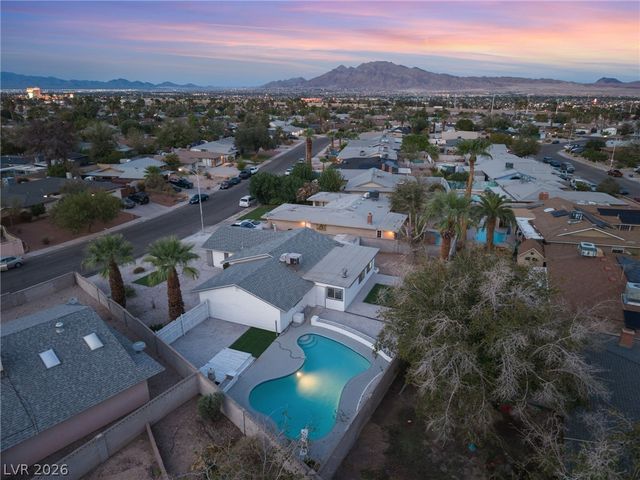 3869 Monthill Avenue, Las Vegas, NV 89121