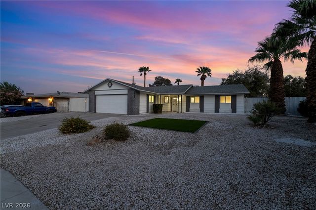 3869 Monthill Avenue, Las Vegas, NV 89121