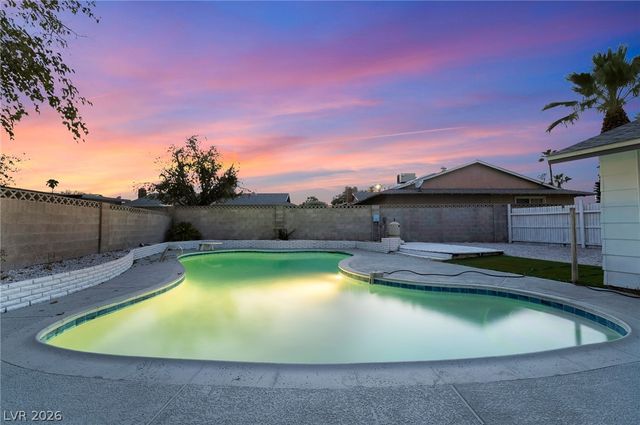 3869 Monthill Avenue, Las Vegas, NV 89121
