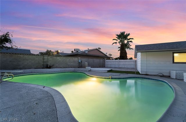 3869 Monthill Avenue, Las Vegas, NV 89121