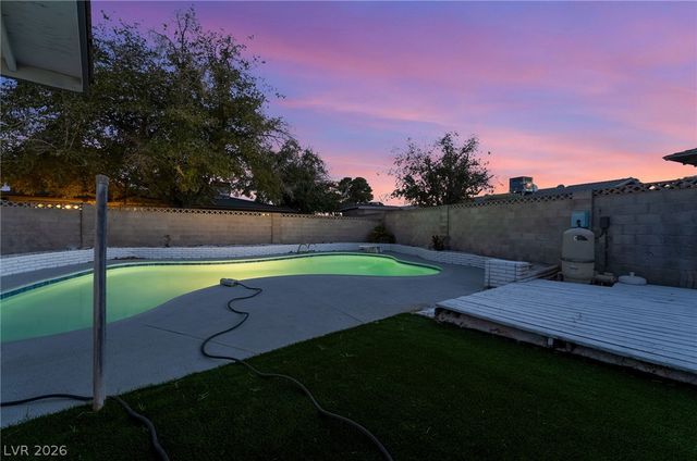 3869 Monthill Avenue, Las Vegas, NV 89121